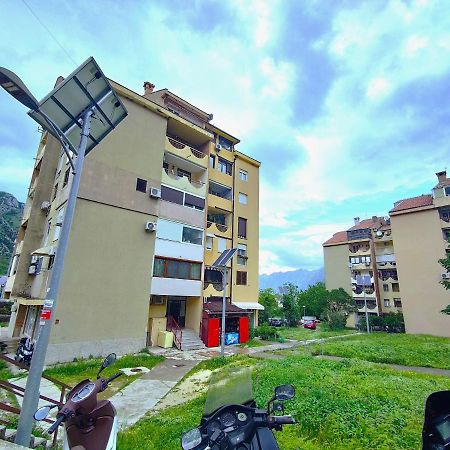 Apartment City View Котор Екстериор снимка